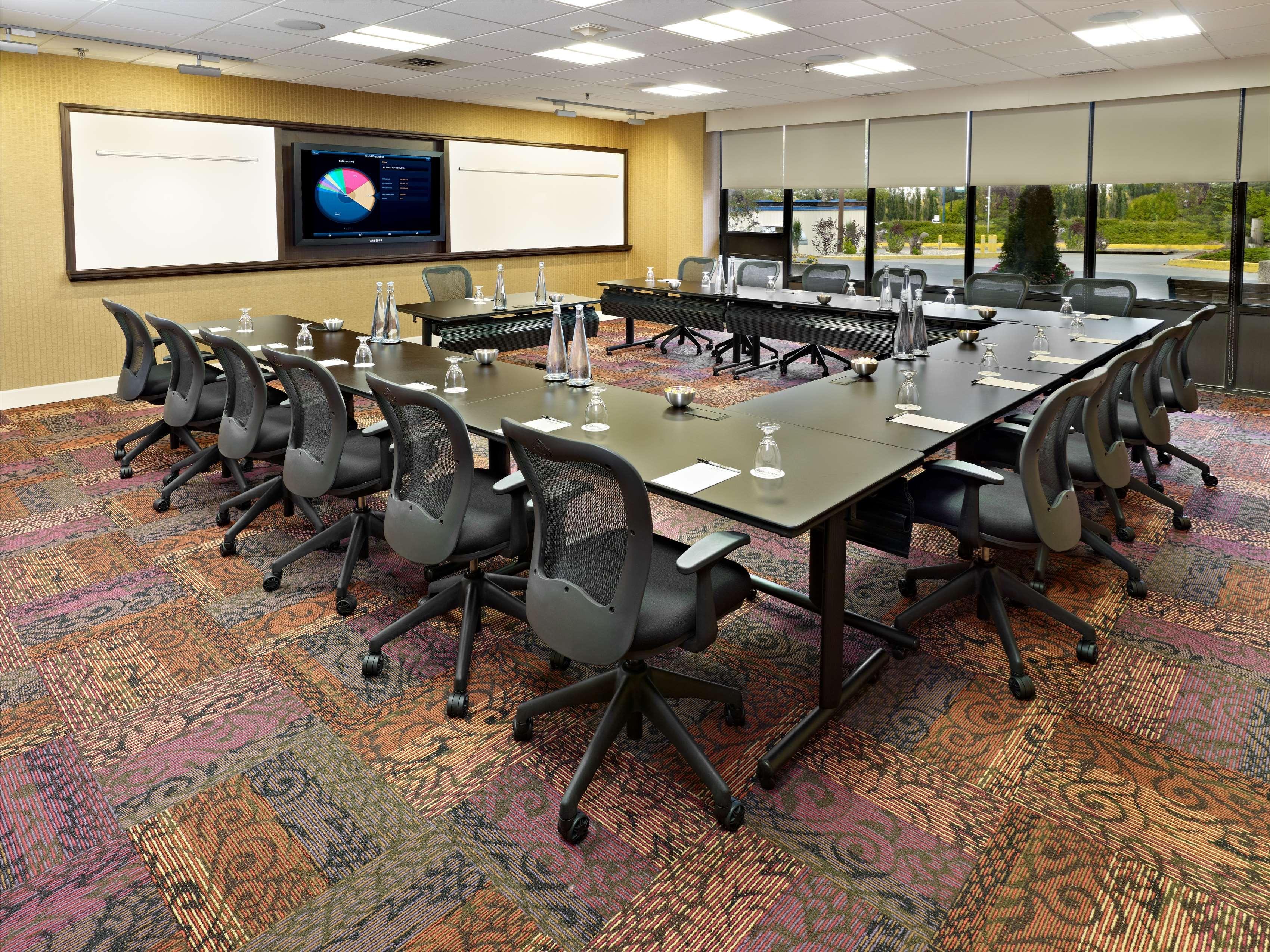 Wyndham Edmonton Hotel And Conference Centre Facilities photo